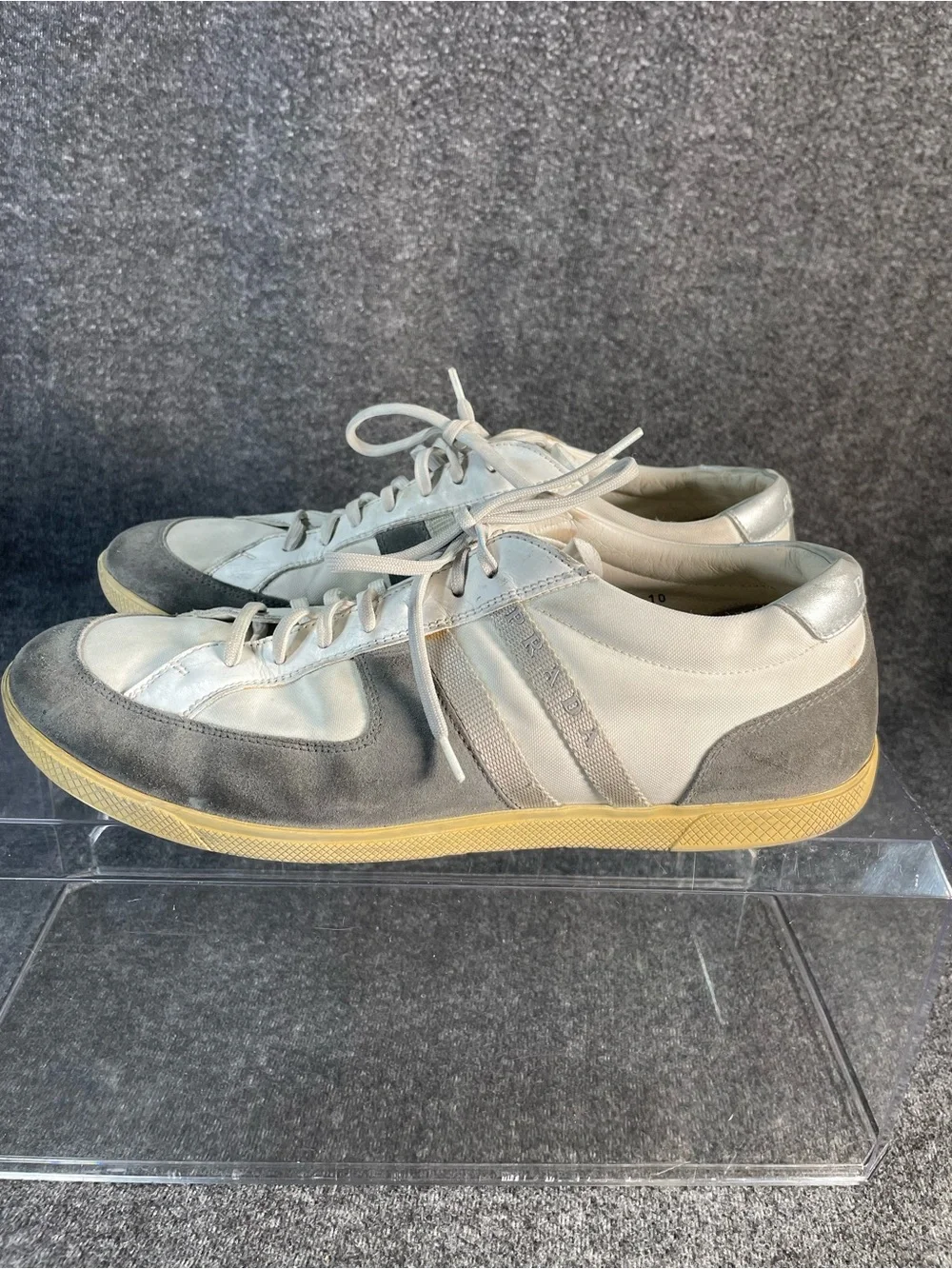 PRADA SPORTS MEN'S SZ 10 DESIGNER SHOES WHITE & SILVER SNEAKERS 4E1806 - Picture 2 of 16
